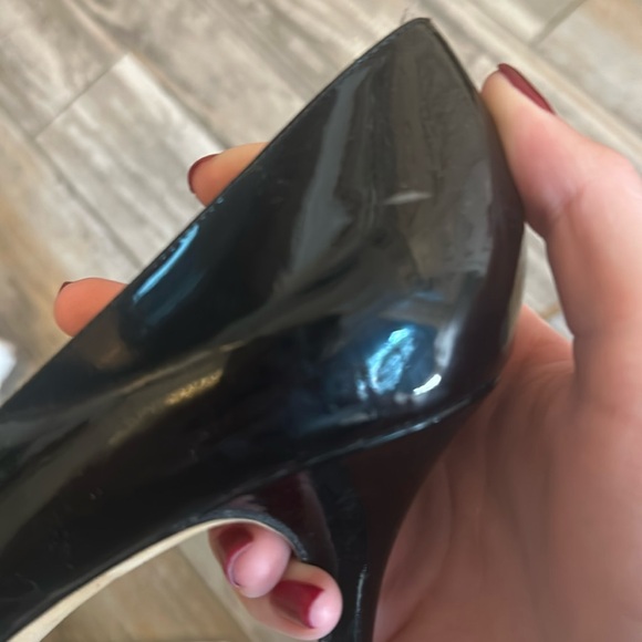 Black Kate Spade Patent Leather Cutouts 3 inch Heel Size 8 - Picture 8 of 8